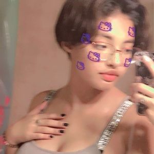 Meet your Posher, Lily